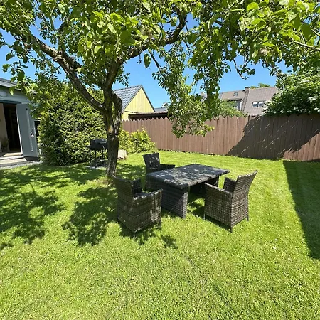 Karjamaa Garden Free Parking And Coffee Feriehus