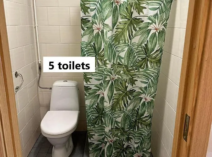 Karjamaa Garden Free Parking And Coffee Holiday home