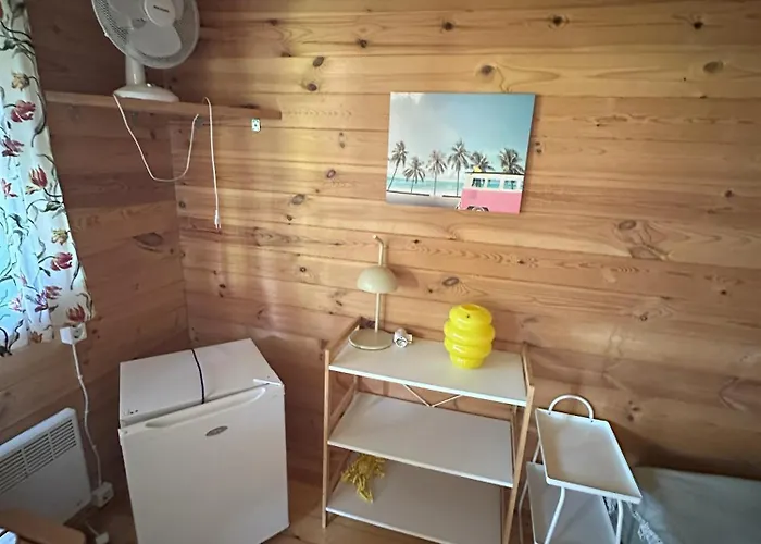 Holiday home Karjamaa Garden Free Parking And Coffee