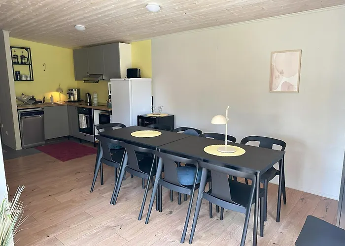 Karjamaa Garden Free Parking And Coffee Parnu